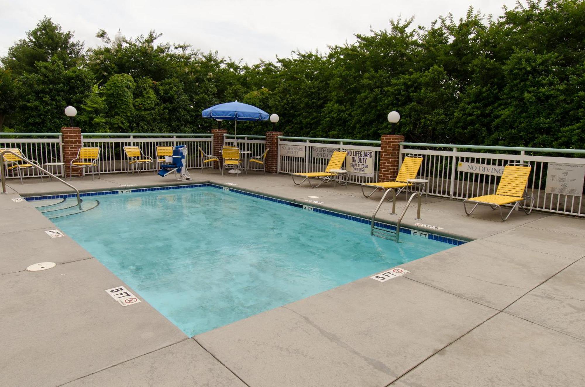 Fairfield Inn Hartsville Bagian luar foto